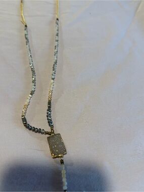 Gray Druzy Pendant Beaded Necklace - Women Jewelry